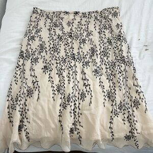 Max studio white and black skirt